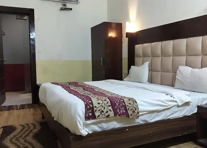 Hotel Great Taj - Boutique Home Stay By Marc Blu